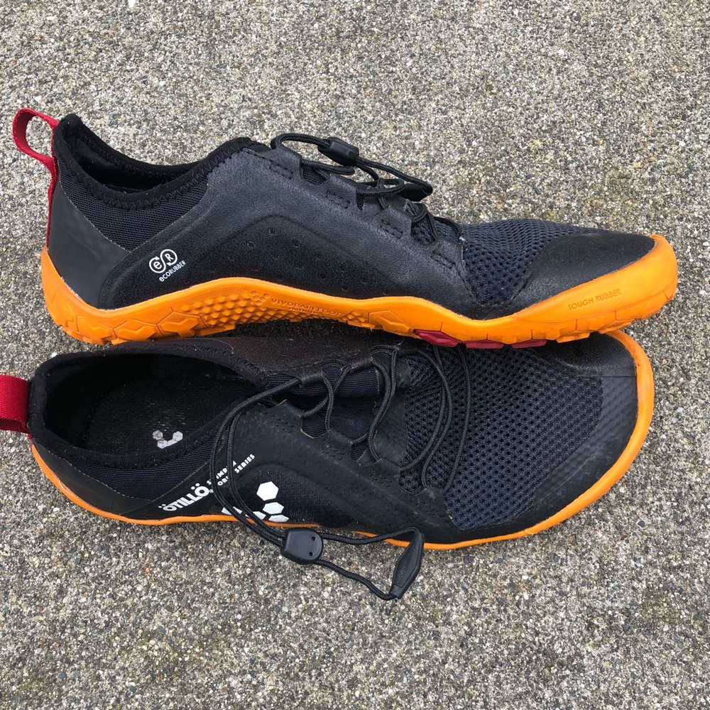 Vivo barefoot - EU 39/ US 8 Primus Trail Firm Ground Lightweight black